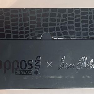 NEW never worn Sam Edelman size 8 WIDE Hazel Pointed Toe Suede Pump.